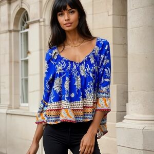 BeachLunchLounge bold floral & paisley print top l